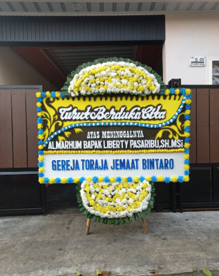 Papan Bunga Duka di Wer Maktian